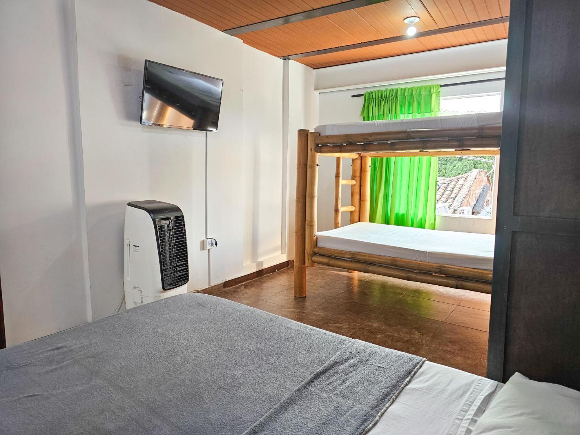 Hotel La Mercedes Lite Hostal By Mh Cali Exterior foto